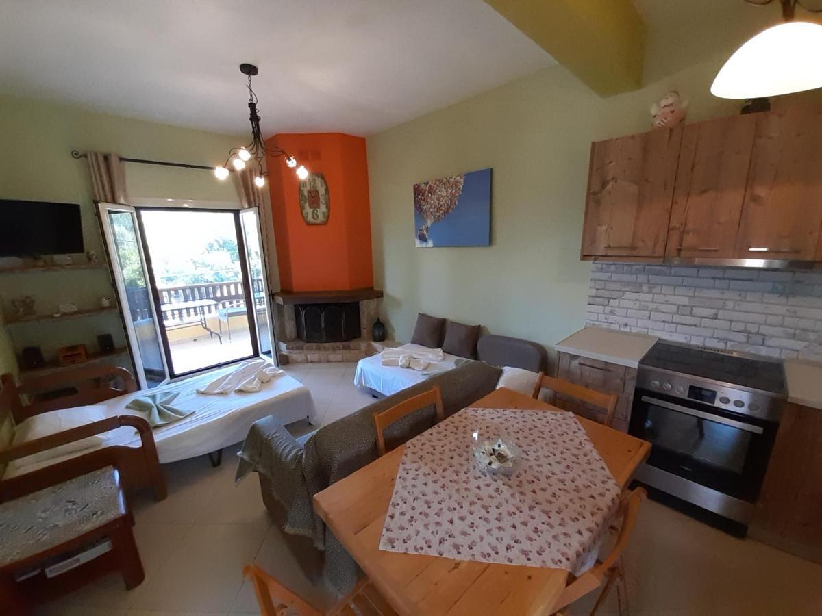 Andri House Apartment Marathias  Ngoại thất bức ảnh
